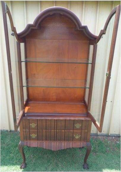 Ball & Claw Antique Showcase