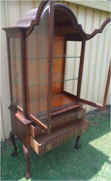 Ball & Claw Antique Showcase