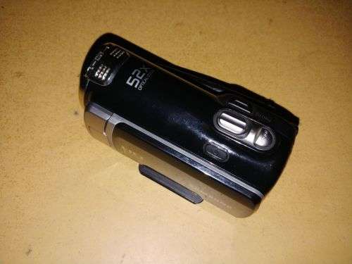 Samsung HD Camcorder HMX-F90 - Free Courier Delivery!