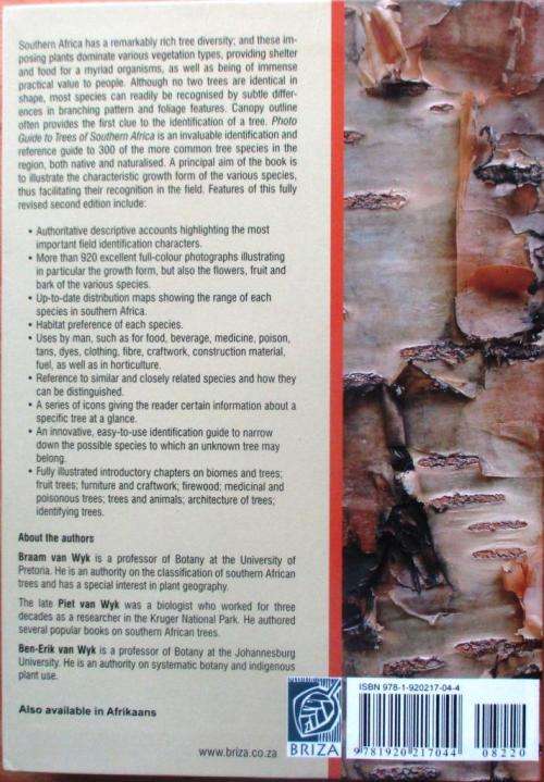 Photo Guide to Trees of Southern Africa
