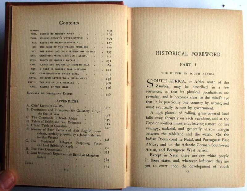 Towards Pretoria a Record of the War Between Briton and Boer to the Hoisting of the British Flag at
