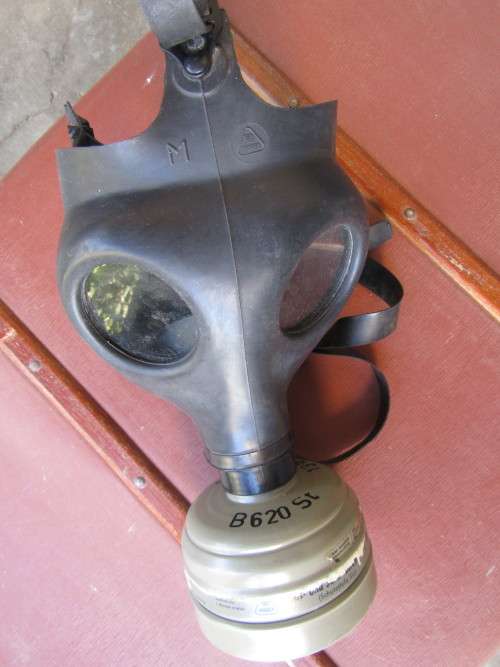 DRAGER GAS MASK. B620 St / 13825.