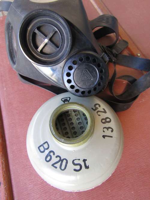 DRAGER GAS MASK. B620 St / 13825.