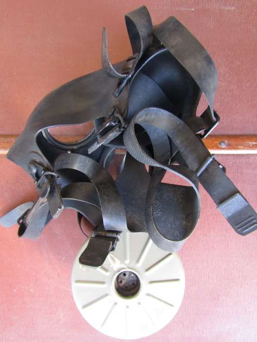DRAGER GAS MASK. B620 St / 13825.