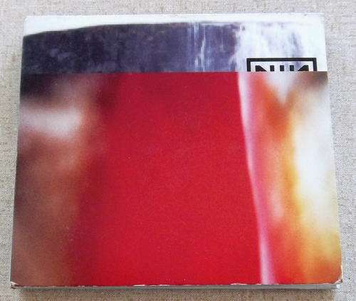 NINE INCH NAILS The Fragile                   CD 2 teeth broken