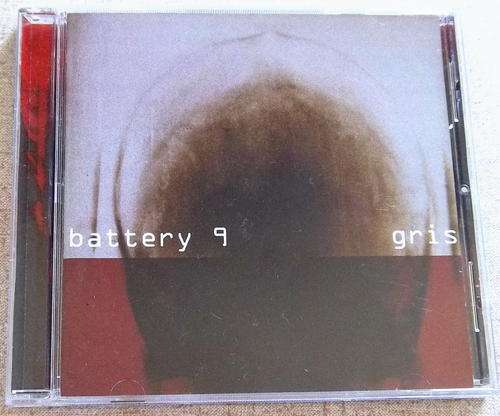 BATTERY 9 Gris Standard Edition