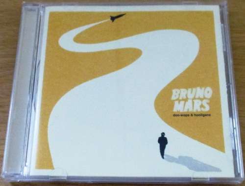 BRUNO MARS Doo Wops and Hooligans  [SA]  [Shelf Z Box 3]