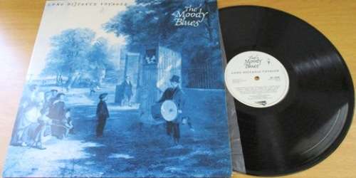 THE MOODY BLUES Long Distance Voyager VINYL LP Record