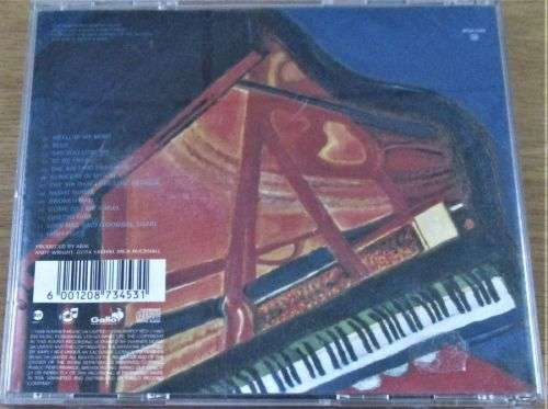 SIMPLY RED Blue  [Shelf Z Box 1]