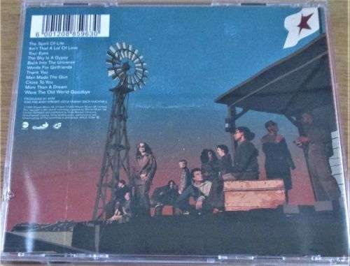 SIMPLY RED Love and the Russian Winter  [Shelf Z Box 1]