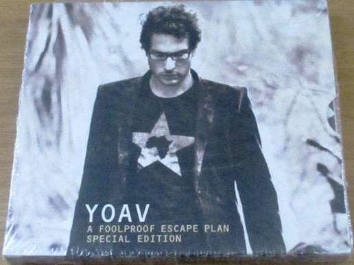 YOAV  A Foolproof Escape Plan 2xCD Deluxe Edition  [Shelf G Box 10]