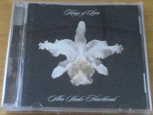 KINGS OF LEON  Aha Shake Heartbreak  [Shelf G Box 11]