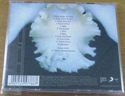 KINGS OF LEON  Aha Shake Heartbreak  [Shelf G Box 11]