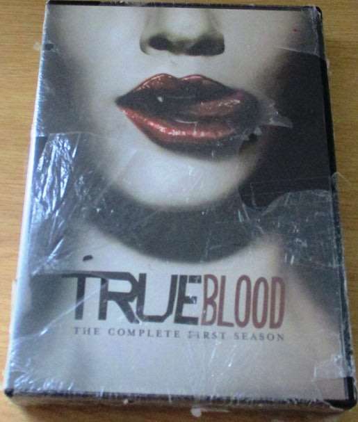 TRUE BLOOD Season 1