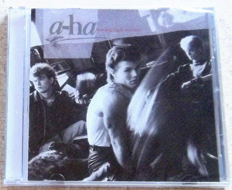 A-HA Hunting High and Low CD