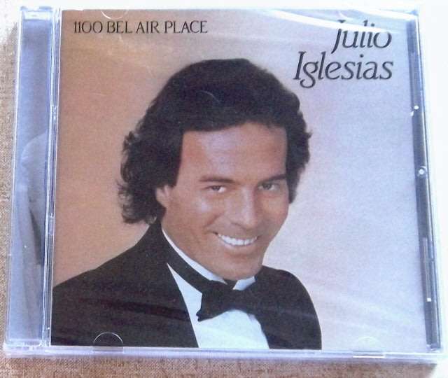 JULIO IGLESIAS 1100 Bel Air Place + Bonus track SOUTH AFRICA Cat# CDCOL7074