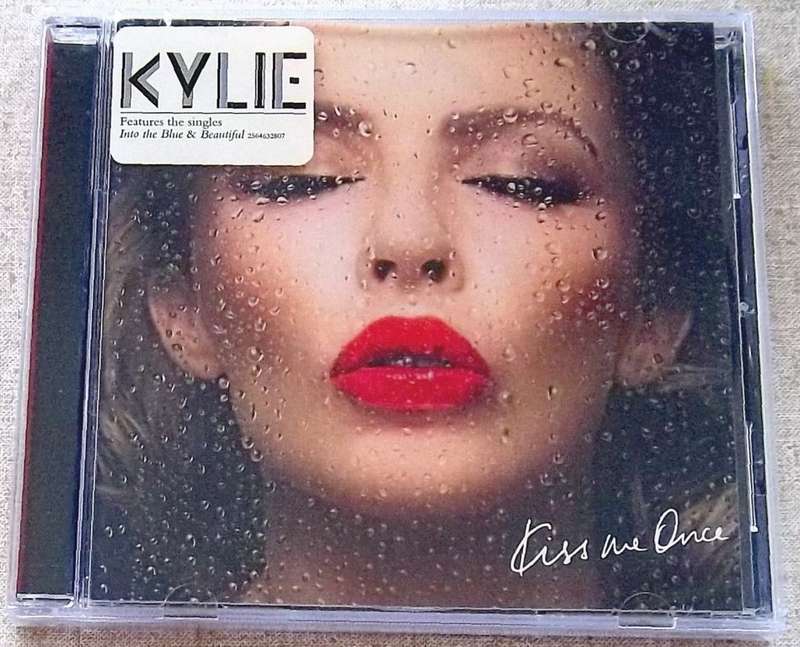 KYLIE MINOGUE Kiss Me Once SOUTH AFRICA Cat# 0600970552017