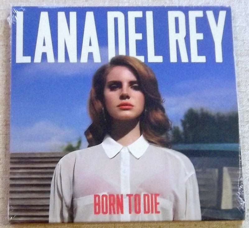 LANA DEL REY Born To Die Deluxe Edition CD Cat# SSTARCD 7658