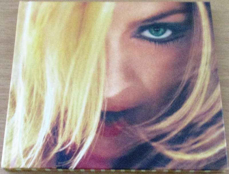 MADONNA GHV2 Ltd Edition CD USA Cat# 9 48257-2