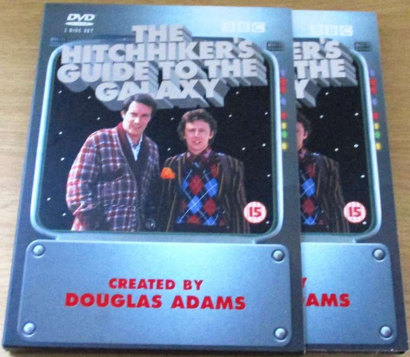 THE HITCHIKER'S GUIDE TO THE GALAXY 2xDVD BOX SET [DVD BOX 1]