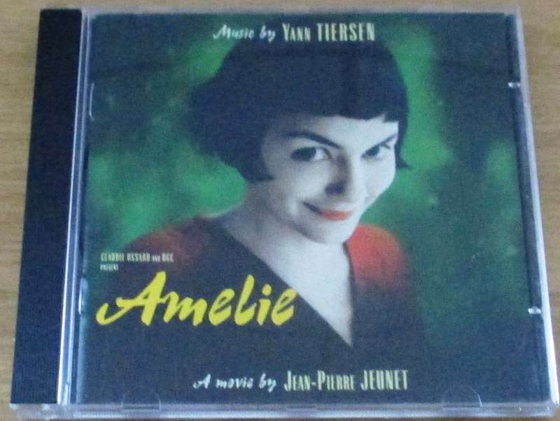 SOUNDTRACK: AMELIE CD [Shelf V Box 6]