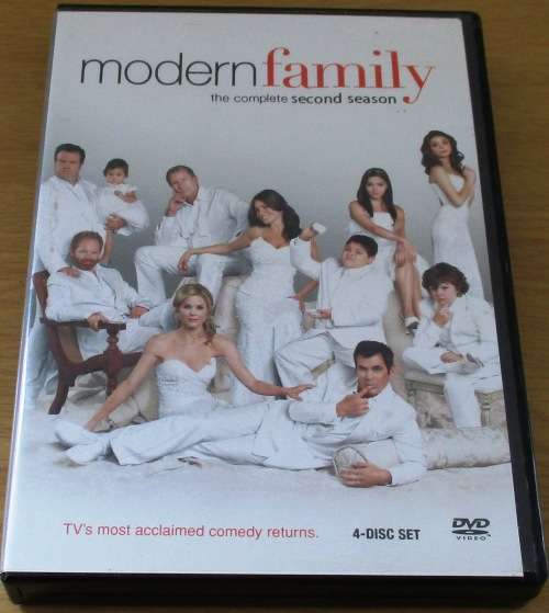MODERN FAMILY The Complete Second Season DVD  [BBOX 1]