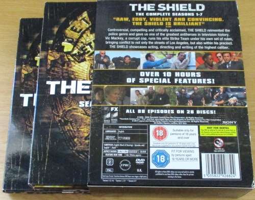 THE SHIELD The Complete Seasons 1-7 BOX SET  [BOX SET SHELF]