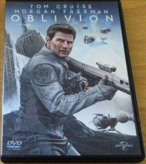 CULT FILM: OBLIVION Tom Cruise Morgan Freeman  [DVD Box 12]