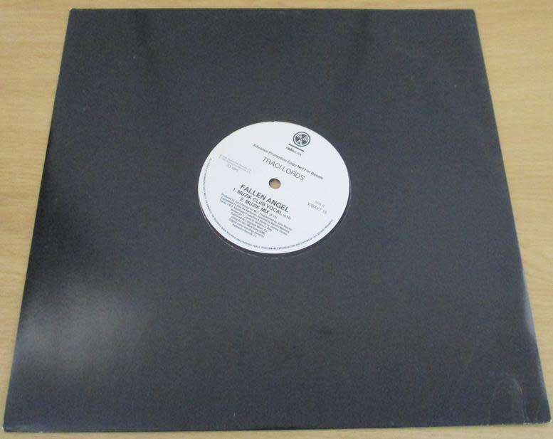 12` Maxi Dance Single : TRACI LORDS Fallen Angel 4 TRACK PROMO 12` VINYL RECORD [house]