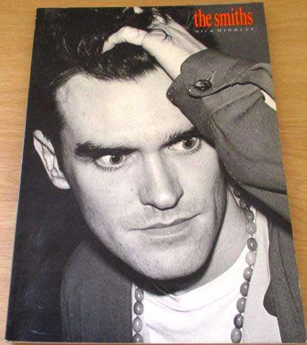 THE SMITHS Mick Muddles softcover BOOK