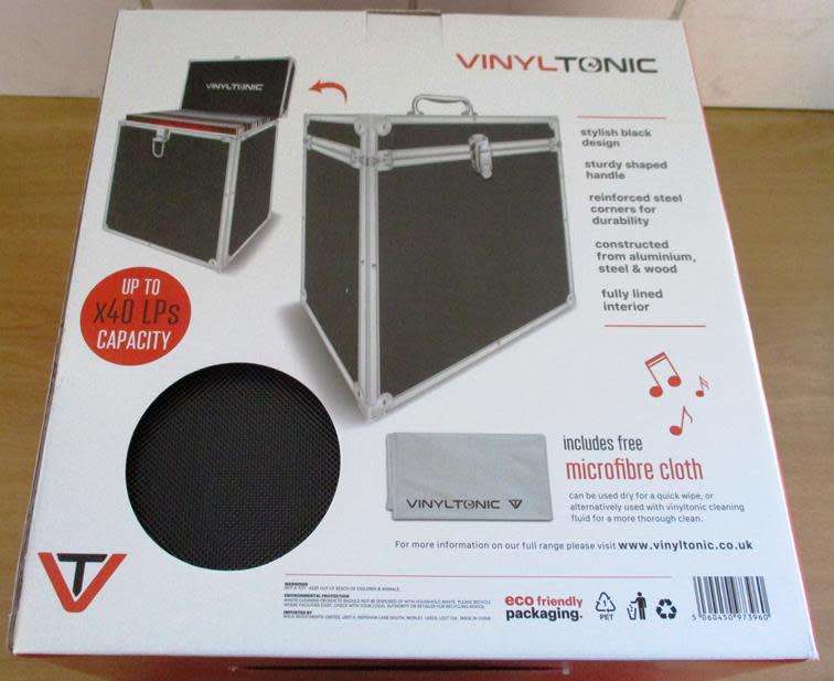 12` BLACK VINYL STORAGE CASE  VT02B
