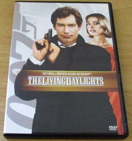 CULT FILM: 007 THE LIVING DAYLIGHTS DVD [DVD BOX 1]