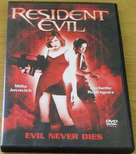 CULT FILM: RESIDENT EVIL DVD [BBOX 8]