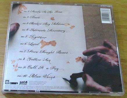 THE RACONTEURS Broken Boy Soldiers CD [msr]