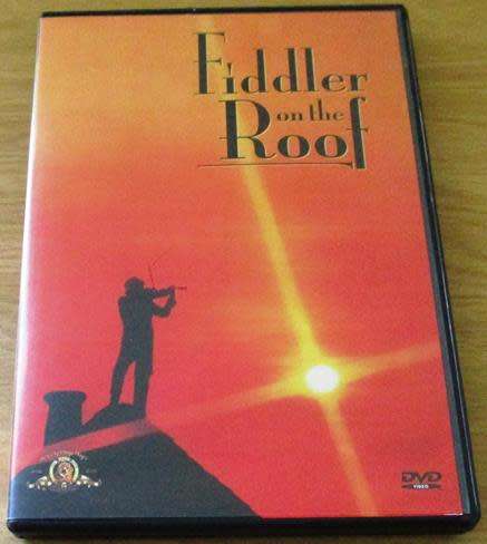 CULT FILM: FIDDLER ON THE ROOF DVD [BBOX 7]