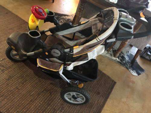Jeep Pram and Car Seat