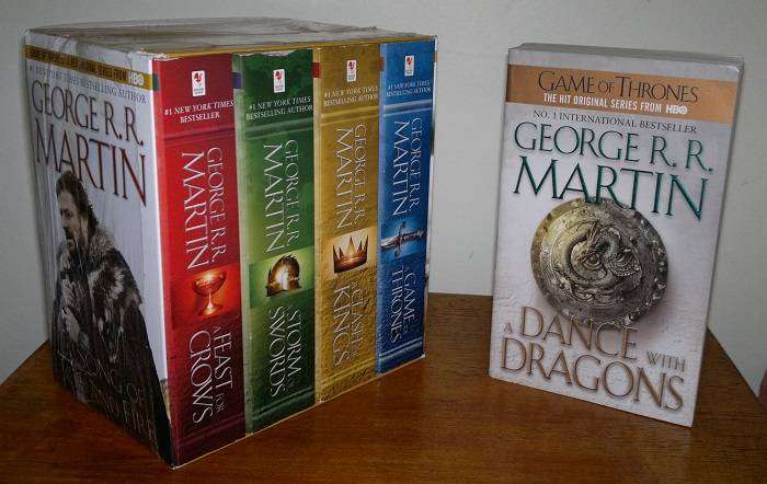 George RR Martin - Game of Thrones Box Set Books 1 - 4 & 5