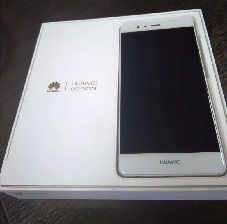 HUAWEI P9 SMARTPHONE 32GB - AS NEW
