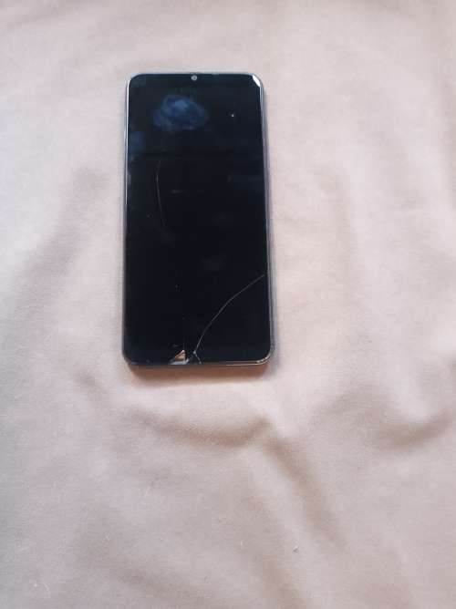 Samsung Galaxy A50 Dual Sim - Screen Cracked, Please read