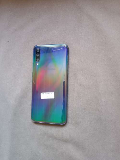 Samsung Galaxy A50 Dual Sim - Screen Cracked, Please read