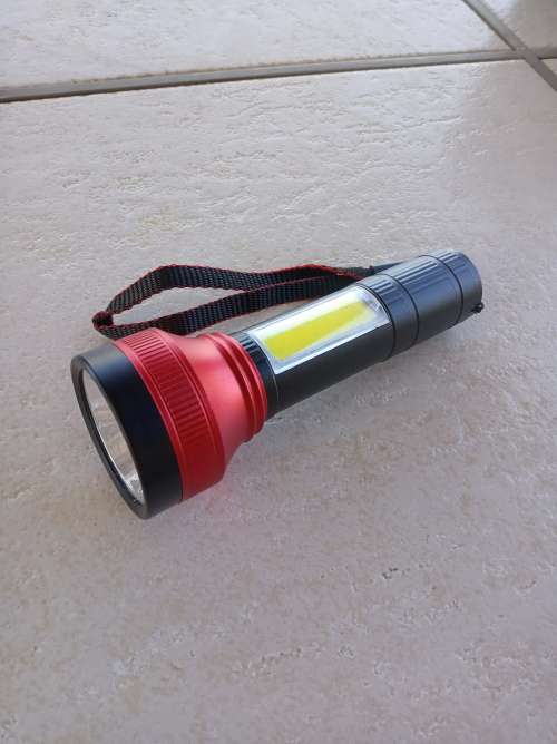 Rechargeable BRIGHT COB LED Torch