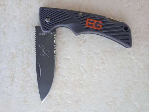 Bear Grylls Pocket Knife