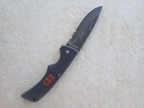 Bear Grylls Pocket Knife