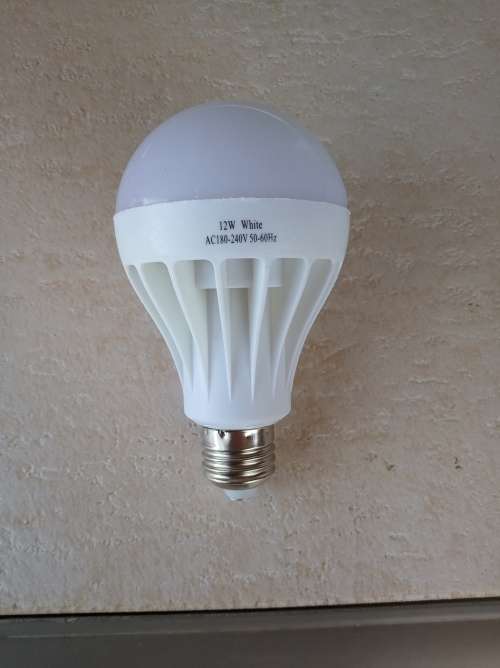 12w LED E27 Screw Type Bulb- ONE BID FOR 2
