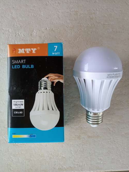 7w screw type emergency loadshedding light bulb