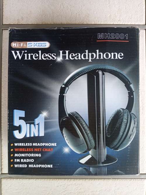 5 IN 1 Wireless Headphones