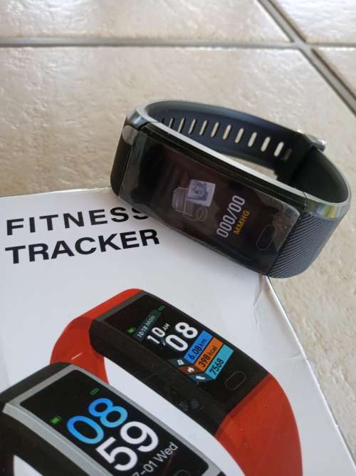 Fitness Tracker Smart Watch