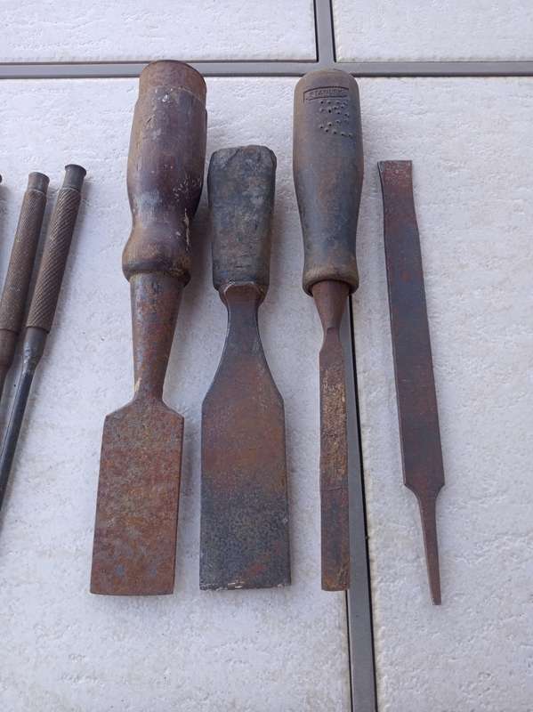 17 Piece Chisel Set