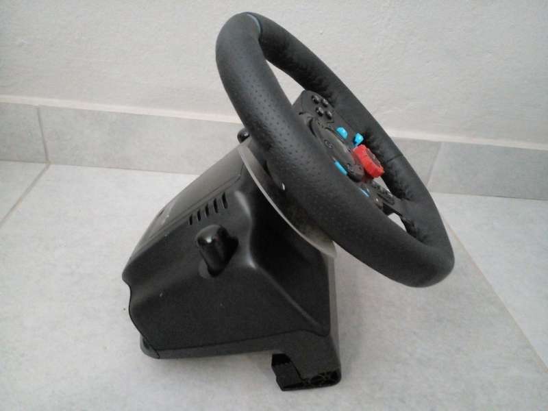 Logitech G29