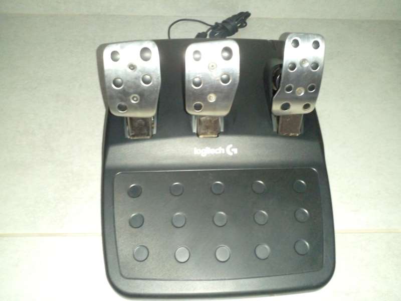 Logitech G29